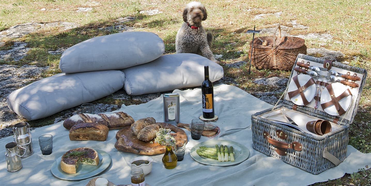 Picnic baskets for 4 persons-Les Jardins de la Comtesse en