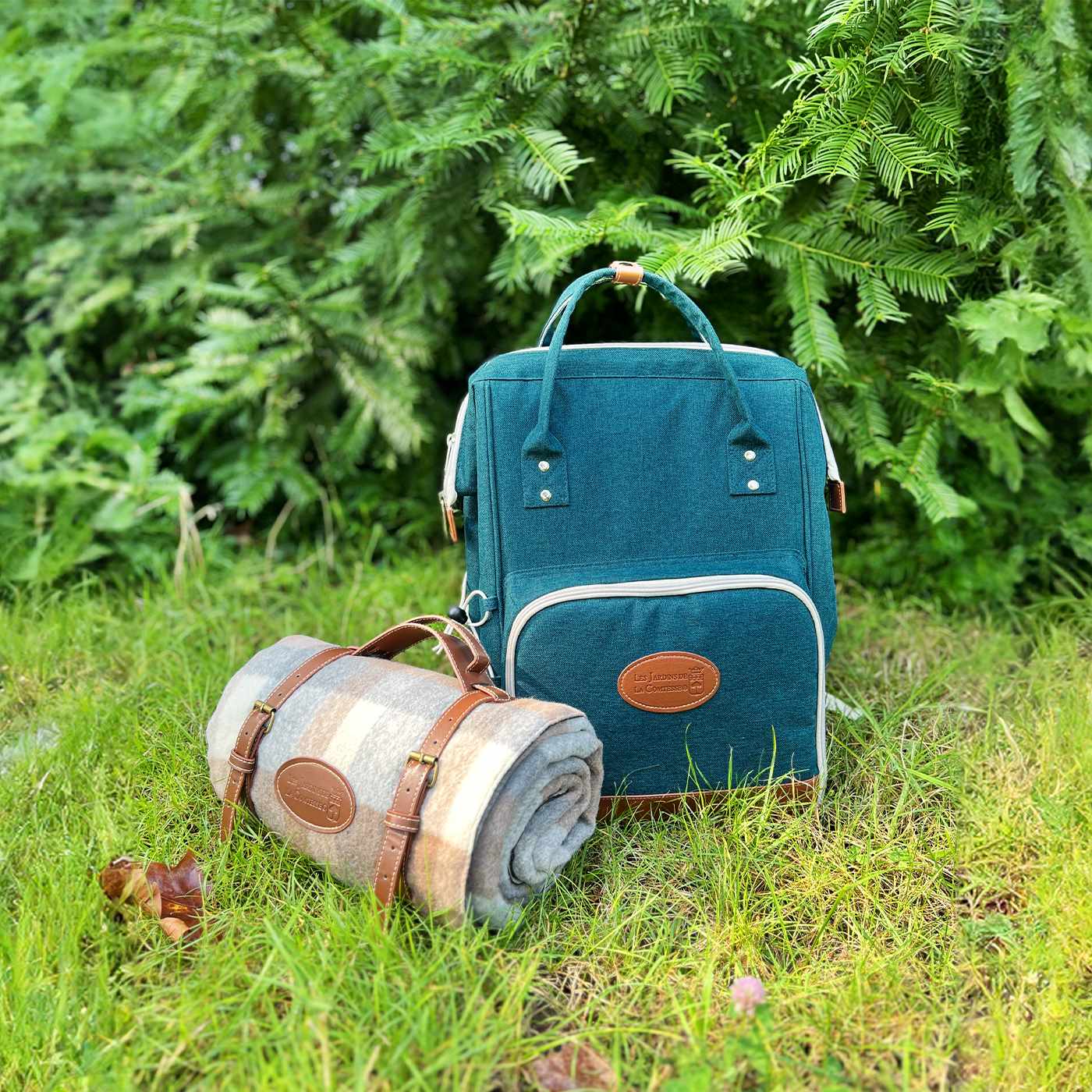 Duck Blue Picnic Backpack - 2 persons