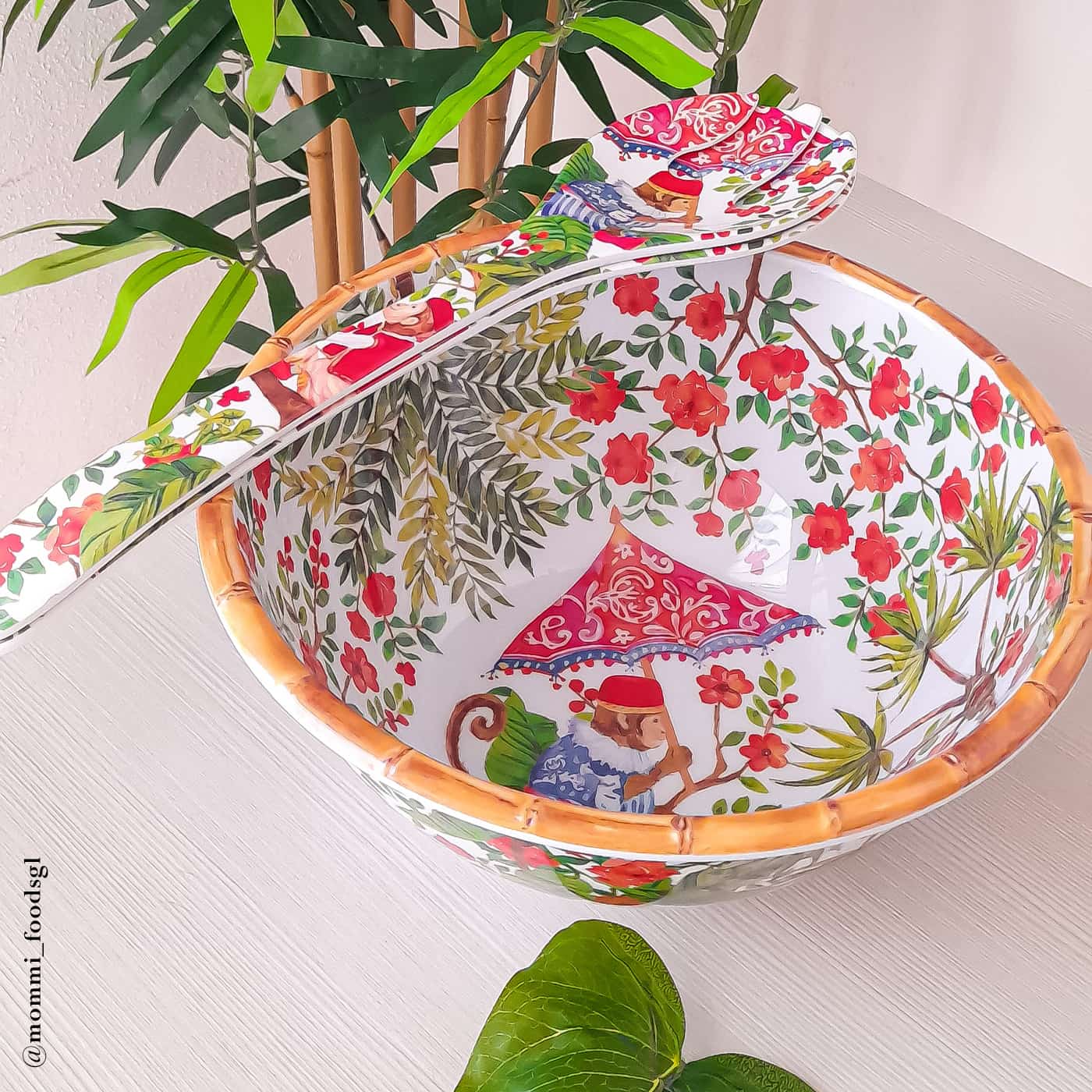 Deep salad bowl in melamine with monkeys - Ø 25 cm