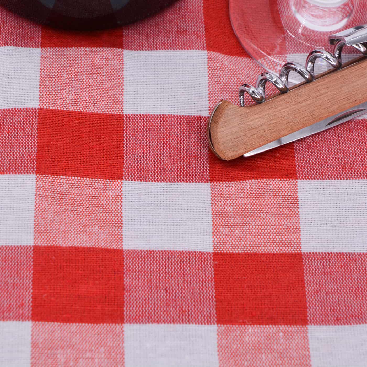 Waterproof picnic blanket big red squares XL