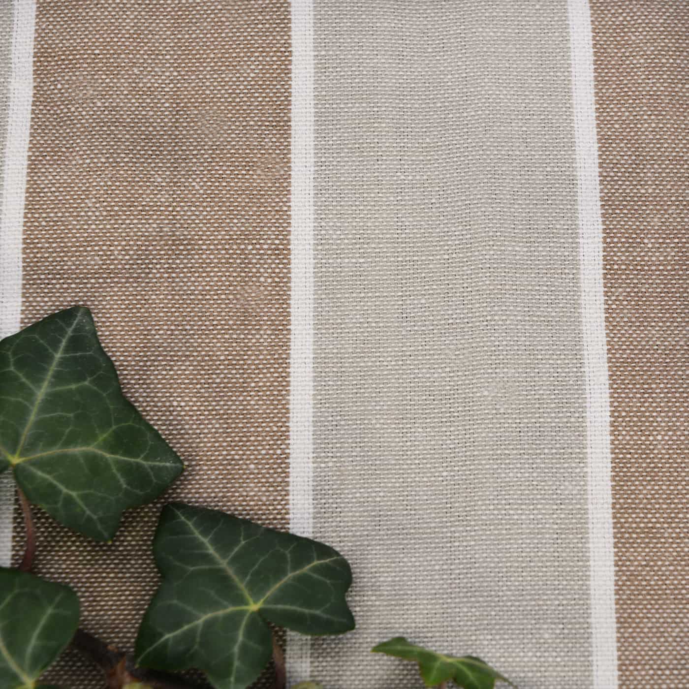 Waterproof picnic blanket beige and white stripes