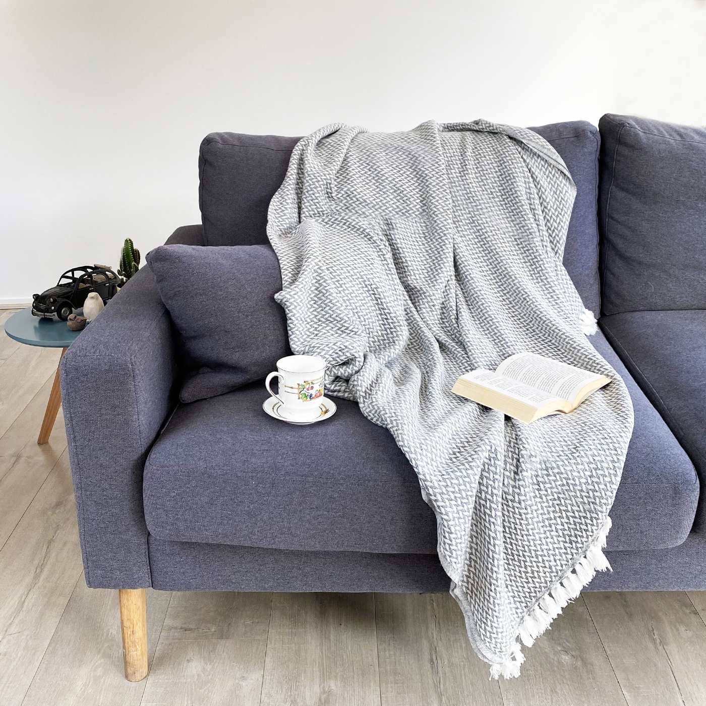 Comfortable throw in cashmere and wool: Mouse Grey - 130 x 230 cm