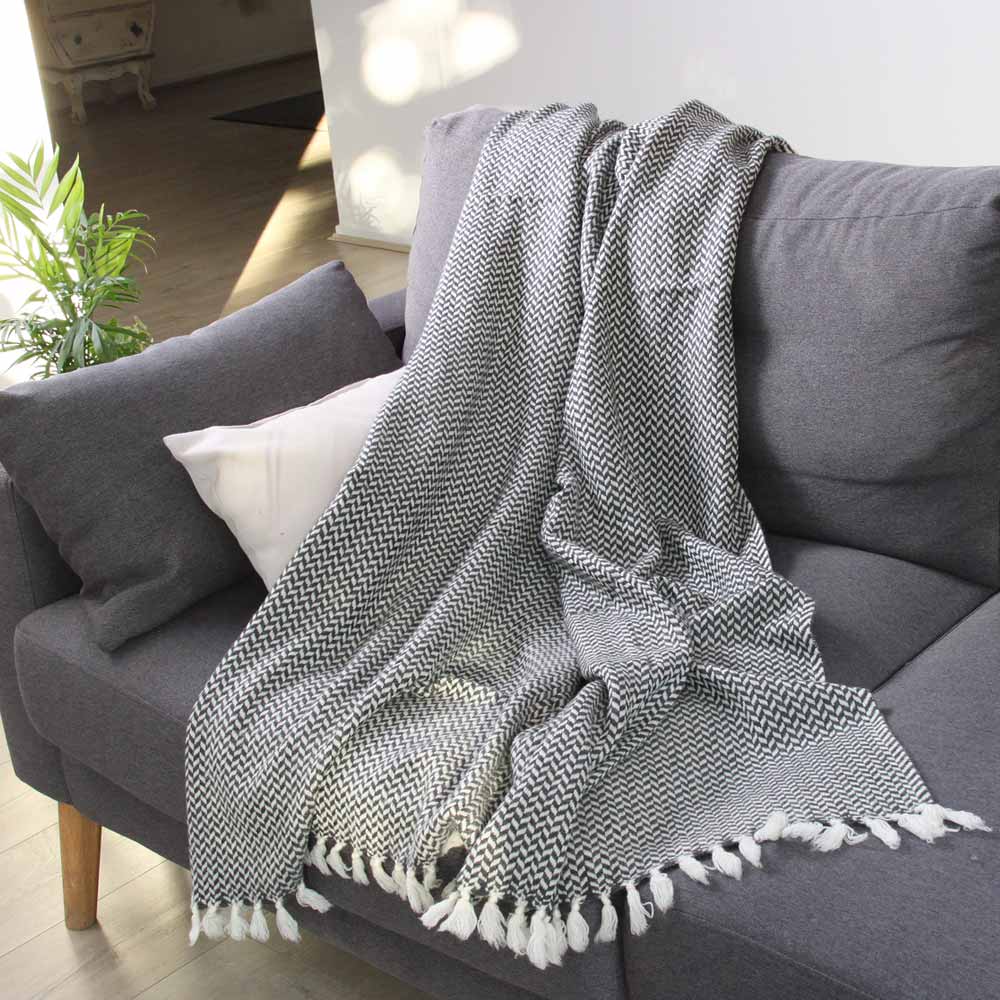 Comfortable throw in cashmere and wool: Anthracite Grey - 130 x 230 cm