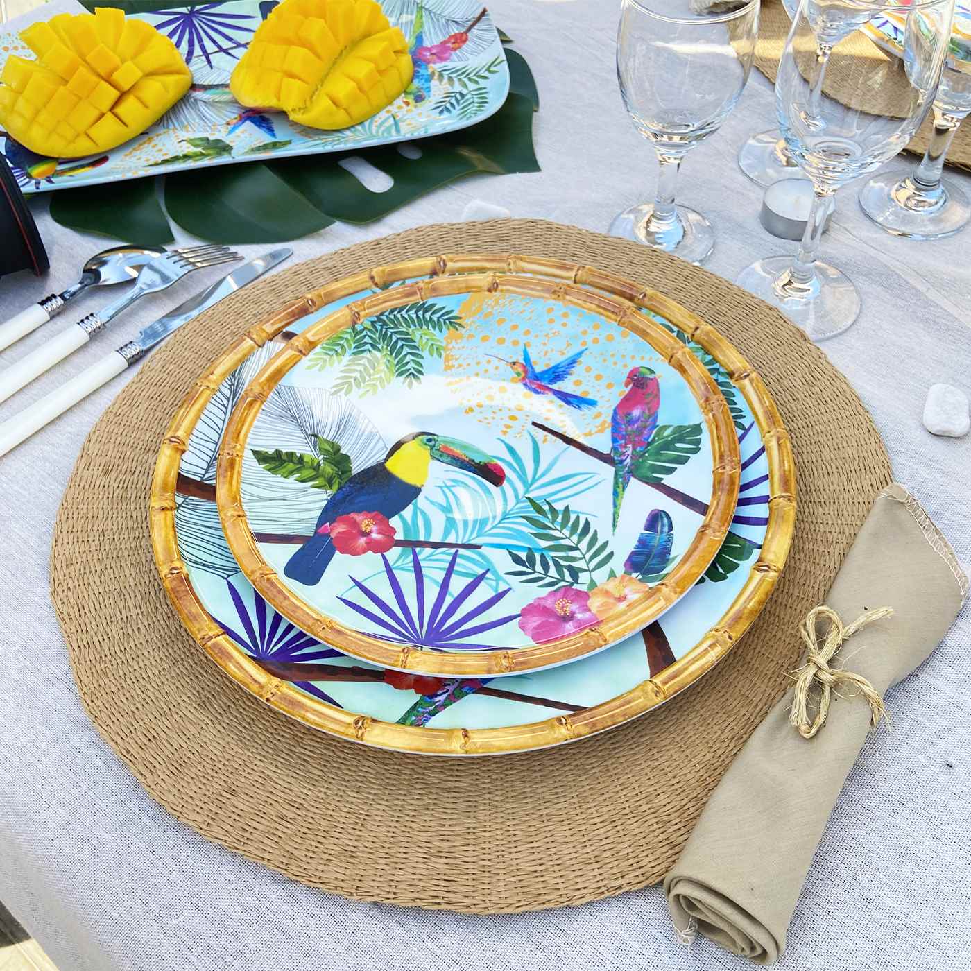 Small dessert plate in melamine - 23 cm - Toucans of Rio