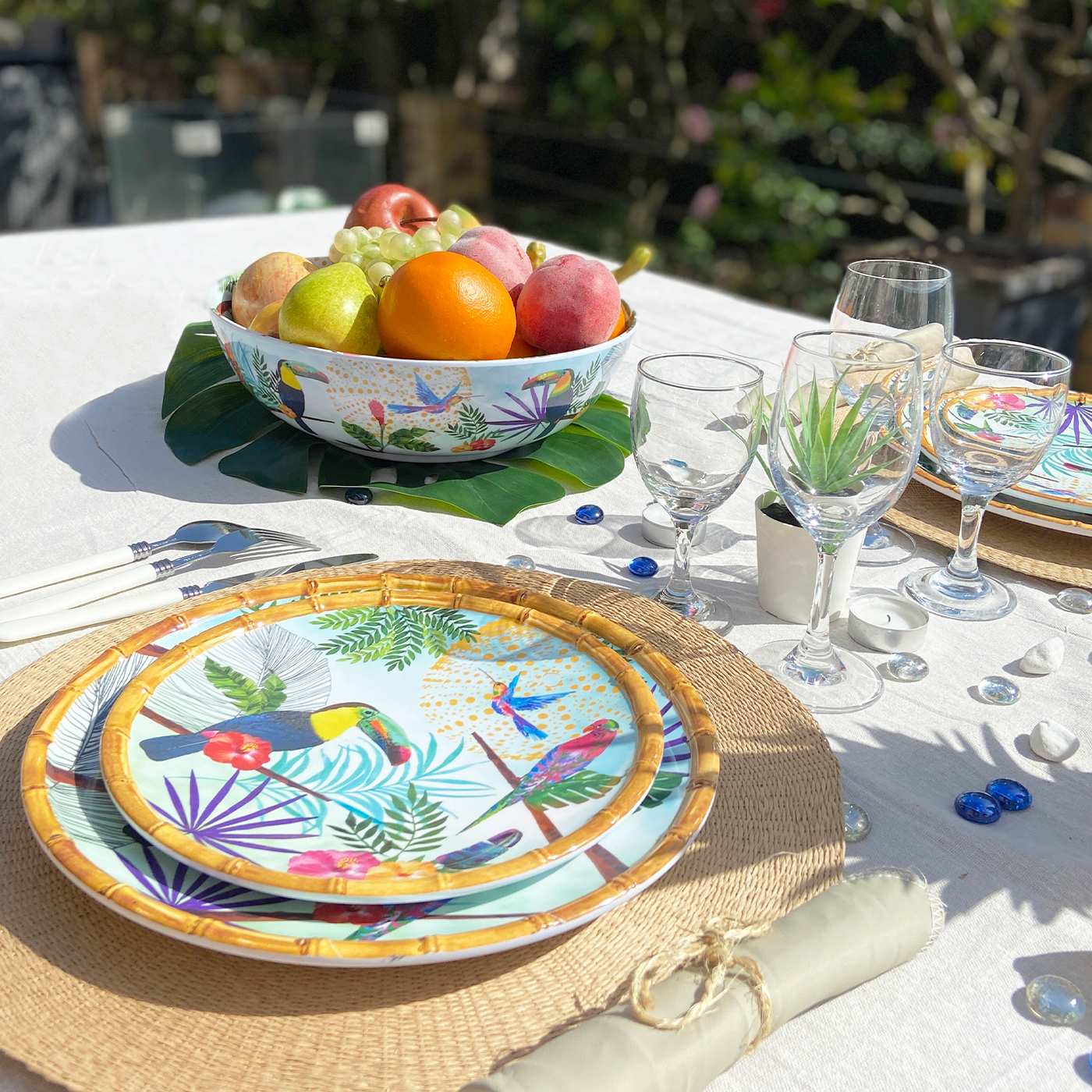 Large salad bowl in melamine with toucans - Ø 31 cm