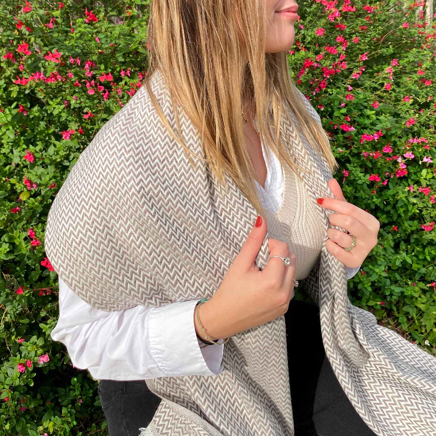 Women's stole/pashmina in Chestnut Herringbone pattern