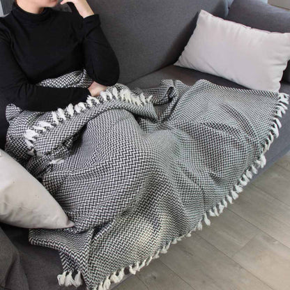 Comfortable throw in cashmere and wool: Anthracite Grey - 130 x 230 cm